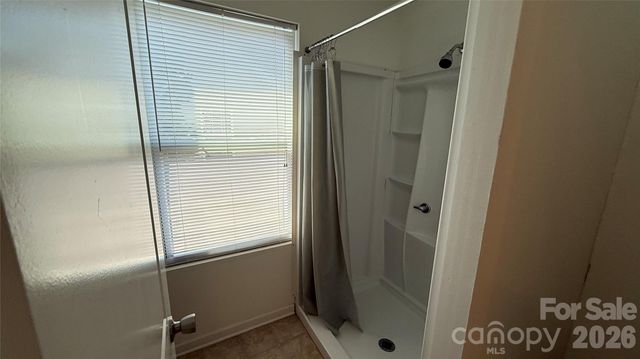 7736 Ponderosa Lane, Charlotte, NC 28215