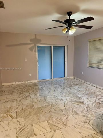 320 NW 61st Ave, Miami, FL 33126