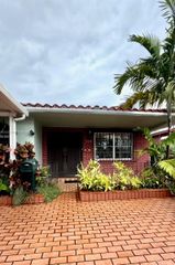 320 NW 61st Ave, Miami, FL 33126