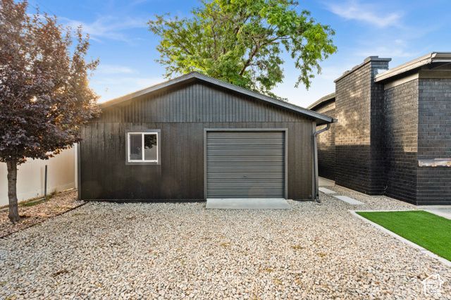 1708 E SPRING LANE LN, Holladay, UT 84117