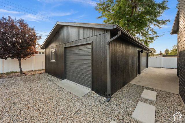 1708 E SPRING LANE LN, Holladay, UT 84117