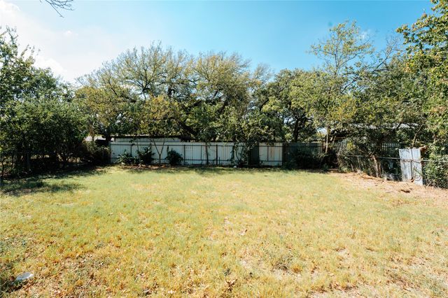 4514 Erath Street, Fort Worth, TX 76119