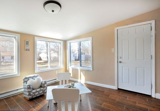 35 Marion St, Holbrook, MA 02343