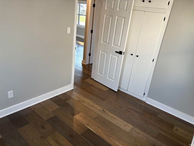 2059 E Columbia Street, Evansville, IN 47711