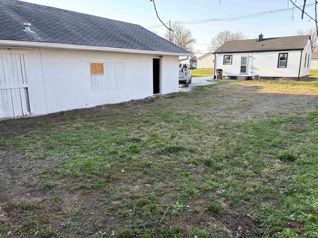 2059 E Columbia Street, Evansville, IN 47711