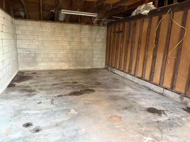 2059 E Columbia Street, Evansville, IN 47711