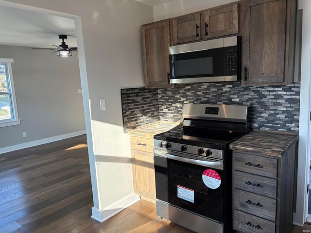 2059 E Columbia Street, Evansville, IN 47711