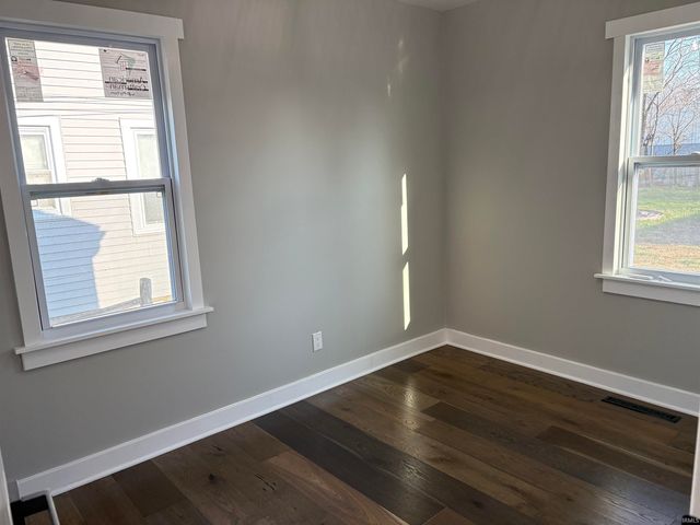 2059 E Columbia Street, Evansville, IN 47711