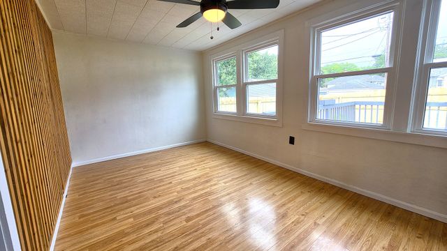 2621 Davenport Avenue, Davenport, IA 52803