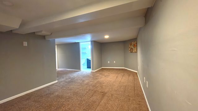 2621 Davenport Avenue, Davenport, IA 52803