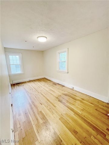 1173 Yellowstone Road, Cleveland Heights, OH 44121