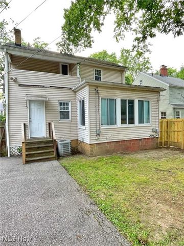 1173 Yellowstone Road, Cleveland Heights, OH 44121