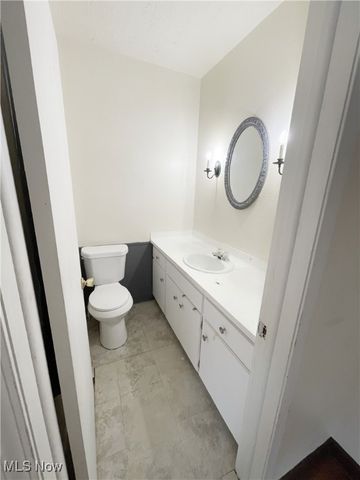 1173 Yellowstone Road, Cleveland Heights, OH 44121