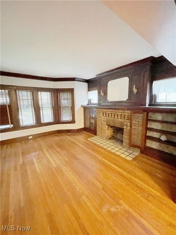 1173 Yellowstone Road, Cleveland Heights, OH 44121