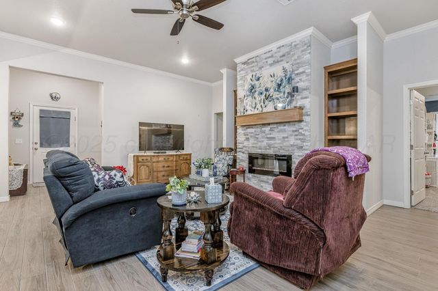 8109 MIAMI Avenue, Amarillo, TX 79118