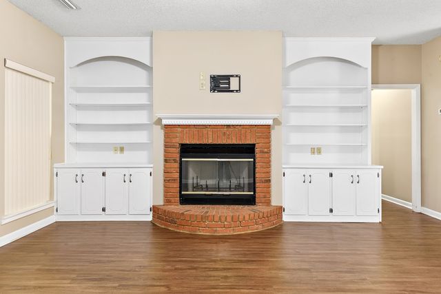 117 Walden Pond Road, Headland, AL 36345