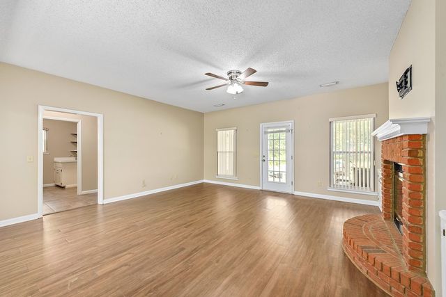 117 Walden Pond Road, Headland, AL 36345