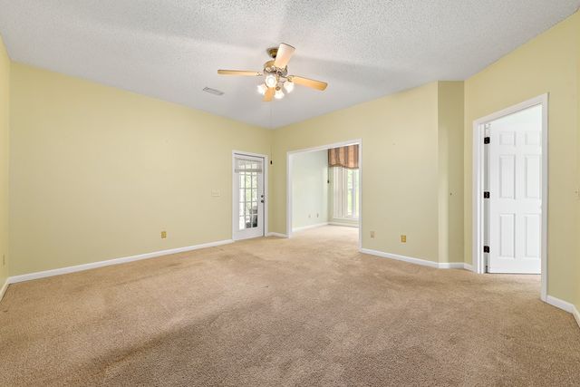 117 Walden Pond Road, Headland, AL 36345