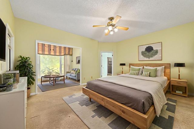 117 Walden Pond Road, Headland, AL 36345