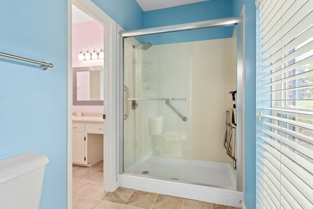 117 Walden Pond Road, Headland, AL 36345