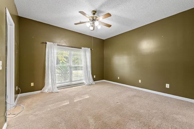 117 Walden Pond Road, Headland, AL 36345