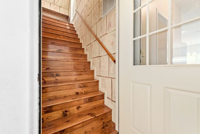 117 Walden Pond Road, Headland, AL 36345