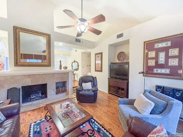 19 Villa Jardin, San Antonio, TX 78230