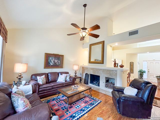 19 Villa Jardin, San Antonio, TX 78230