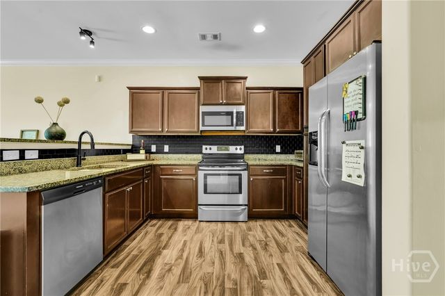 425 Governor Treutlen Circle, Pooler, GA 31322