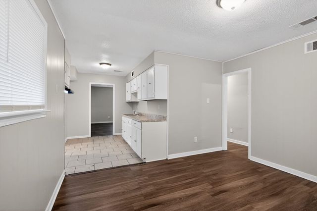 3325 CEDAR SPRINGS DR, Memphis, TN 38128