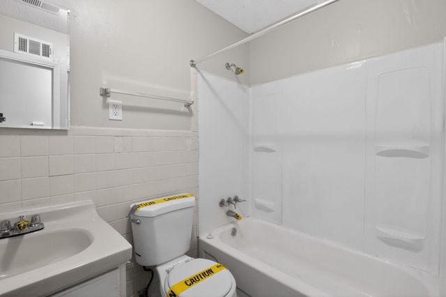 3325 CEDAR SPRINGS DR, Memphis, TN 38128