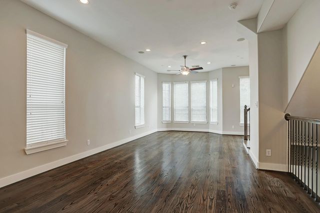 2110 Shearn Street 20A, Houston, TX 77007