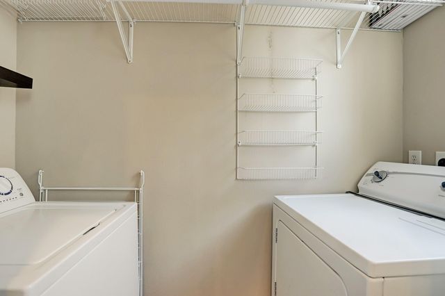 2110 Shearn Street 20A, Houston, TX 77007