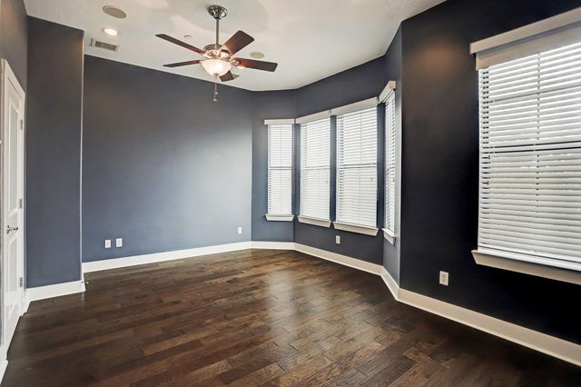 2110 Shearn Street 20A, Houston, TX 77007