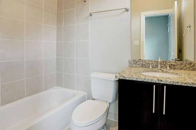 2110 Shearn Street 20A, Houston, TX 77007