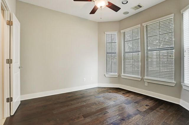 2110 Shearn Street 20A, Houston, TX 77007