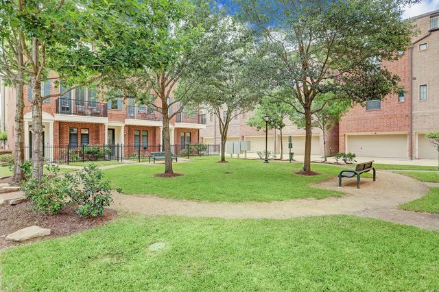 2110 Shearn Street 20A, Houston, TX 77007