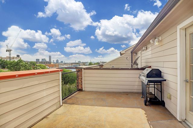 2110 Shearn Street 20A, Houston, TX 77007