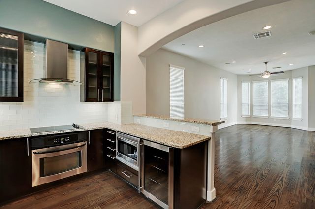 2110 Shearn Street 20A, Houston, TX 77007