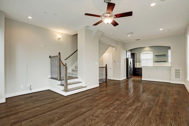 2110 Shearn Street 20A, Houston, TX 77007