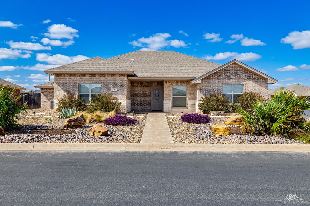 Image 2 of property listing at 4101 Huntleigh Drive, San Angelo, TX 76904