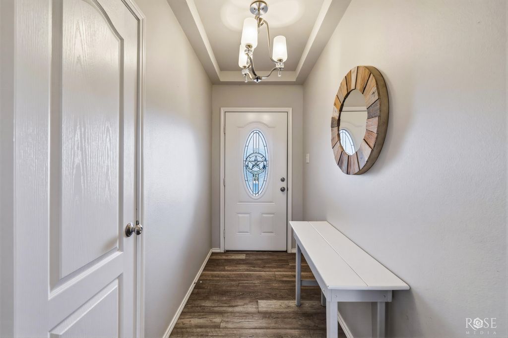 Image 5 of property listing at 4101 Huntleigh Drive, San Angelo, TX 76904