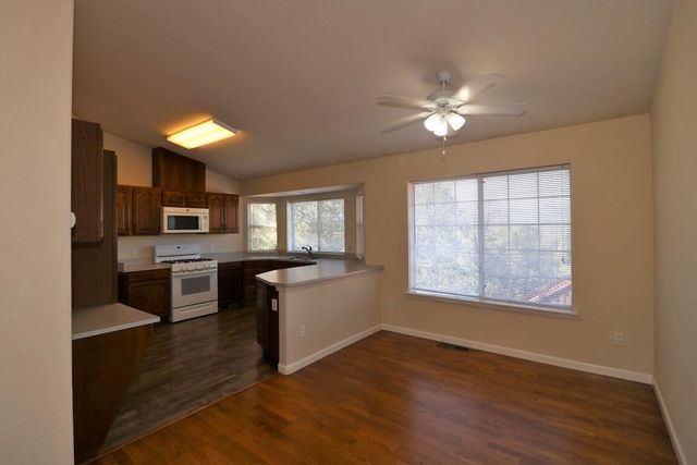 19226 Snowburst Court, Redding, CA 96003