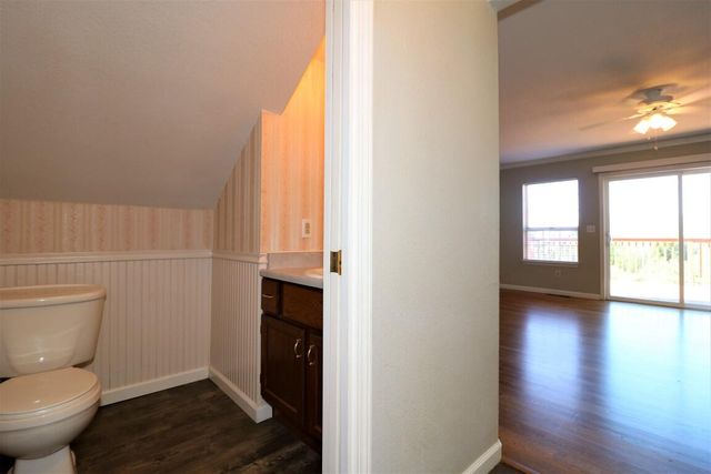 19226 Snowburst Court, Redding, CA 96003