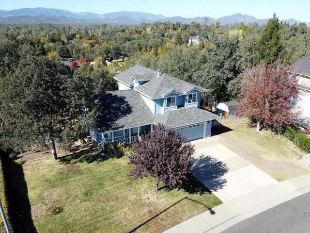 19226 Snowburst Court, Redding, CA 96003