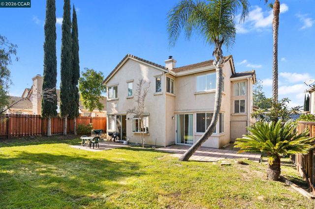 2057 Crater Peak Way, Antioch, CA 94531