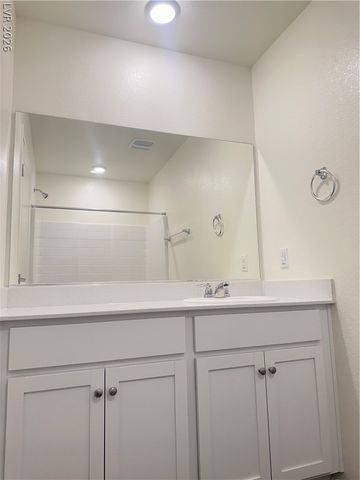 9918 Saffron Hills Street, Las Vegas, NV 89141