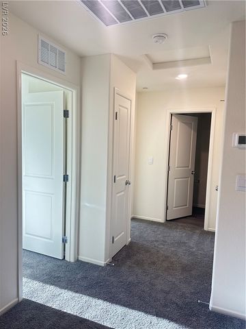 9918 Saffron Hills Street, Las Vegas, NV 89141