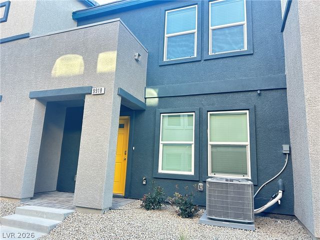 9918 Saffron Hills Street, Las Vegas, NV 89141