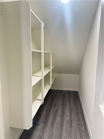 9918 Saffron Hills Street, Las Vegas, NV 89141
